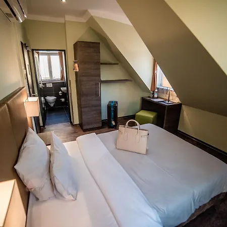 Jakob Downtown, Western Signature Collection Hotel