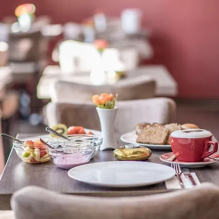 Jakob Downtown, Western Signature Collection Hotel Ratisbona