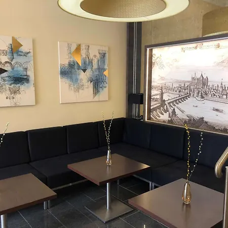 Отель Jakob Downtown, Western Signature Collection