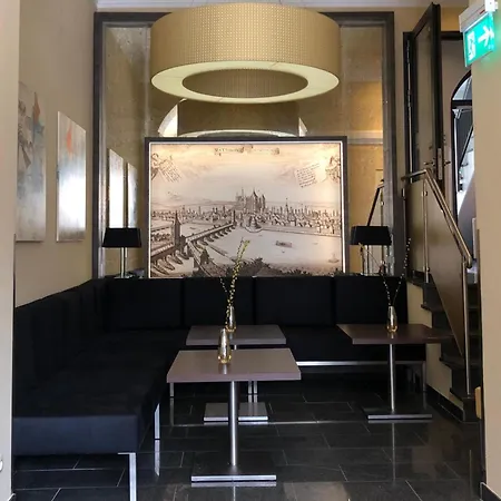 Jakob Downtown, Western Signature Collection Отель