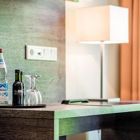 Jakob Downtown, Western Signature Collection Regensburg