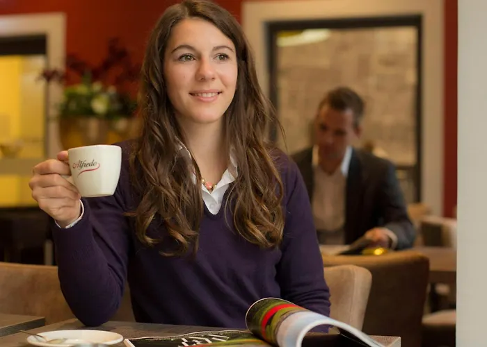 Jakob Downtown, Western Signature Collection Regensburg